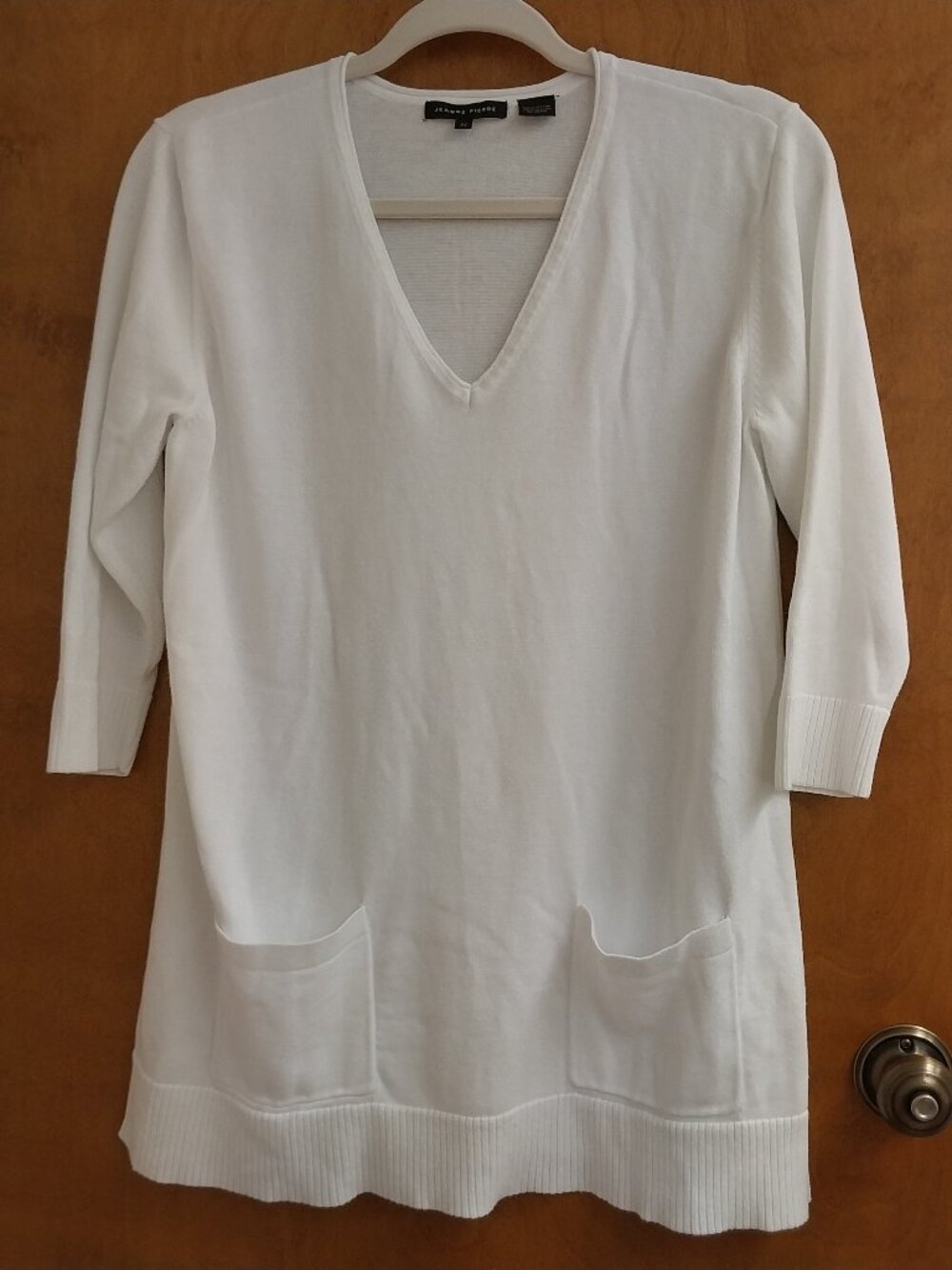 JEANNE PIERRE V NECK LONG LINE 3/4 SLEEVE DOUBLE POCKET SIZE M WHITE SWEATER